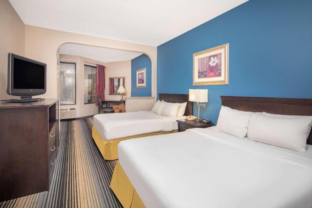 Baymont By Wyndham Laurel Hotel Luaran gambar