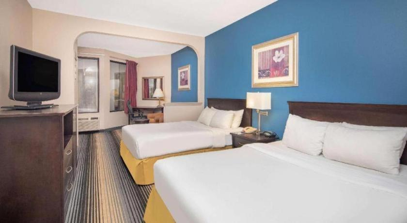 Baymont By Wyndham Laurel Hotel Luaran gambar